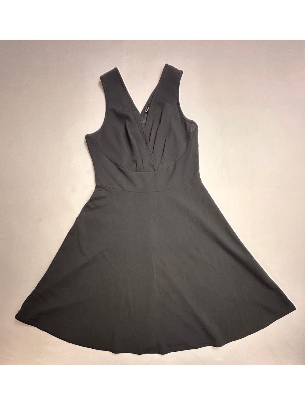 SHEIN Women's Black Fit & Flare V-Neck Dress Size 6